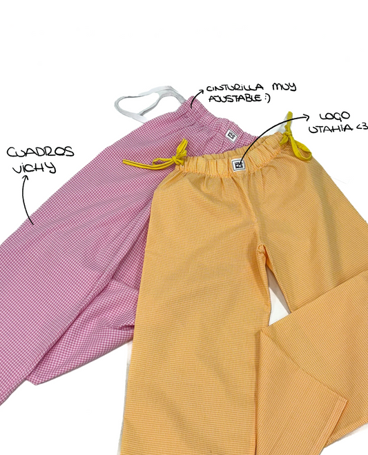 Pantalón pijamero cuadros.